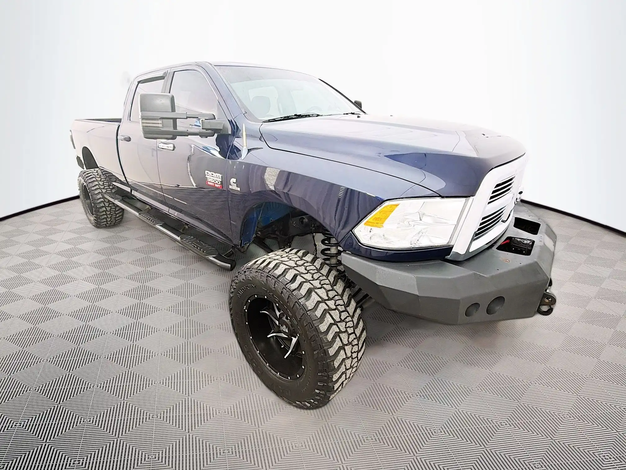 2012 RAM 3500 SLT 4X4 Crew Cab LWB DRW's photo