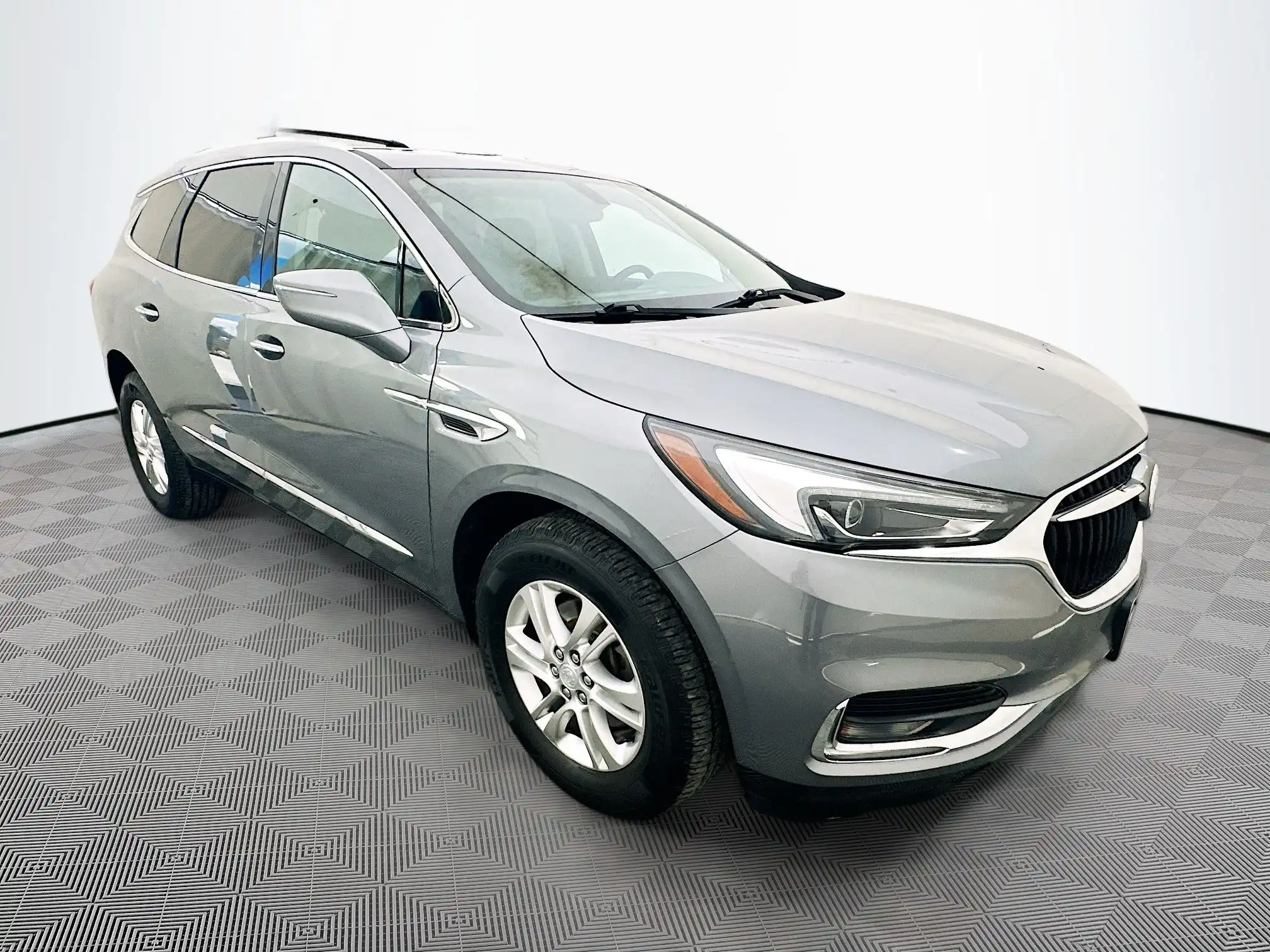 2019 Buick Enclave Essence AWD's photo
