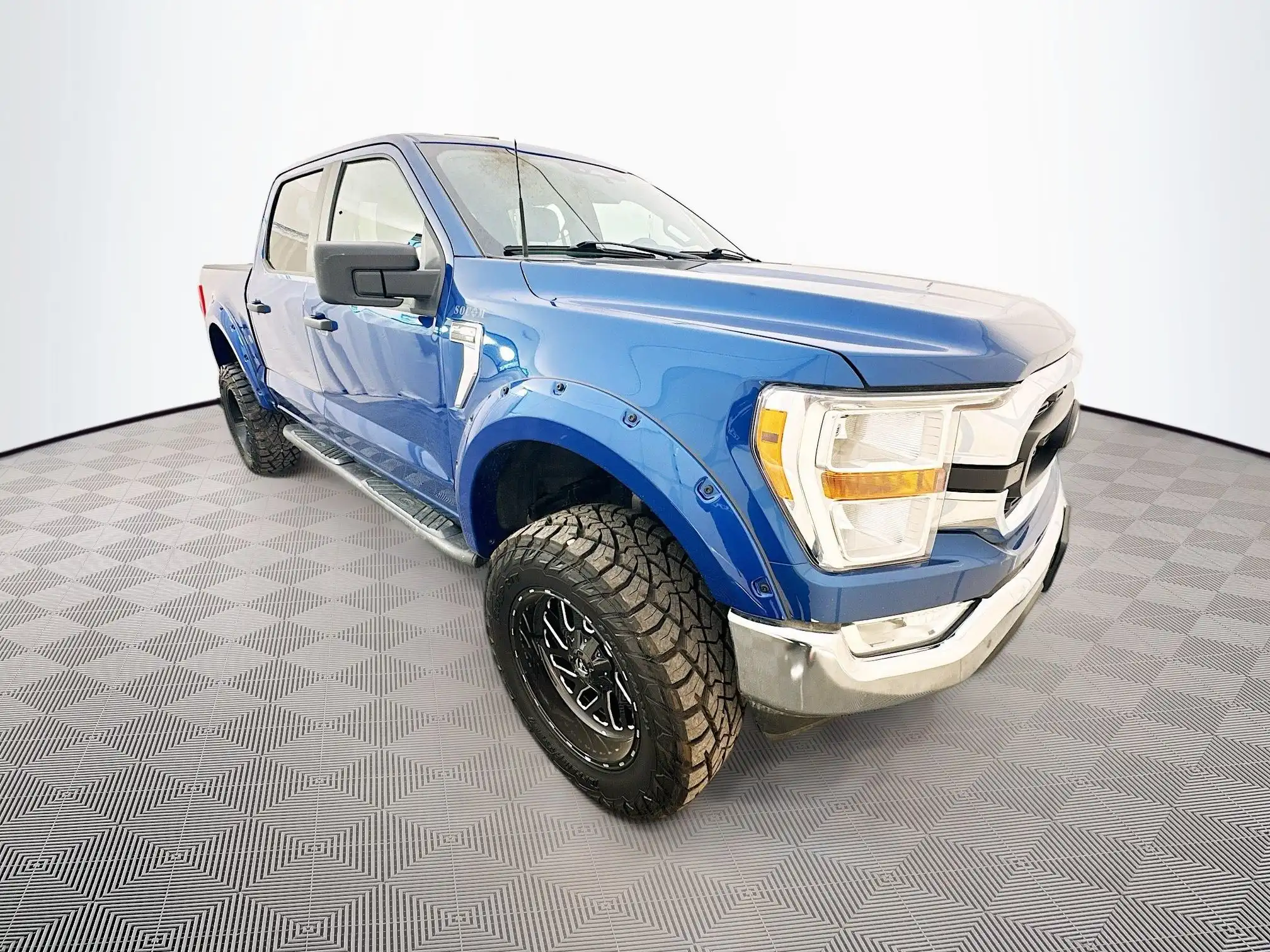 2022 Ford F-150 XLT 4x4 SuperCrew 5-1/2 Box's photo