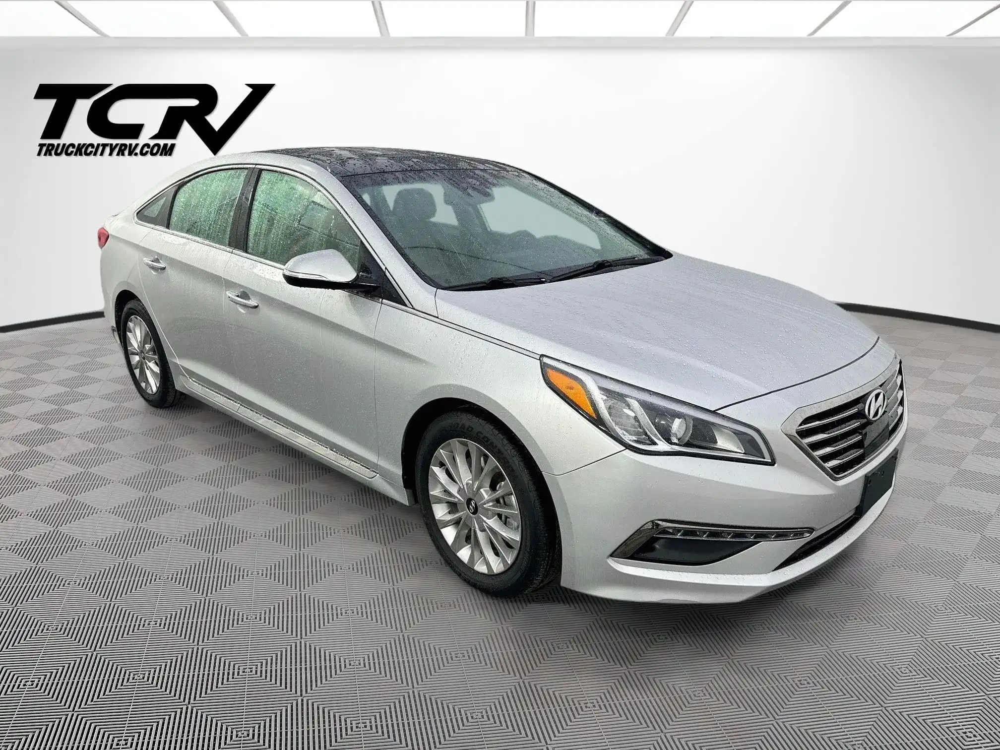 2015 Hyundai Sonata Limited's photo