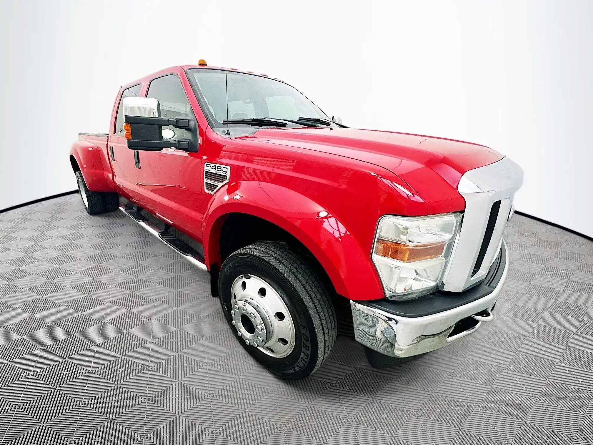 2008 Ford F-450 Lariat 4x4 Crew Cab 172-In DRW's photo