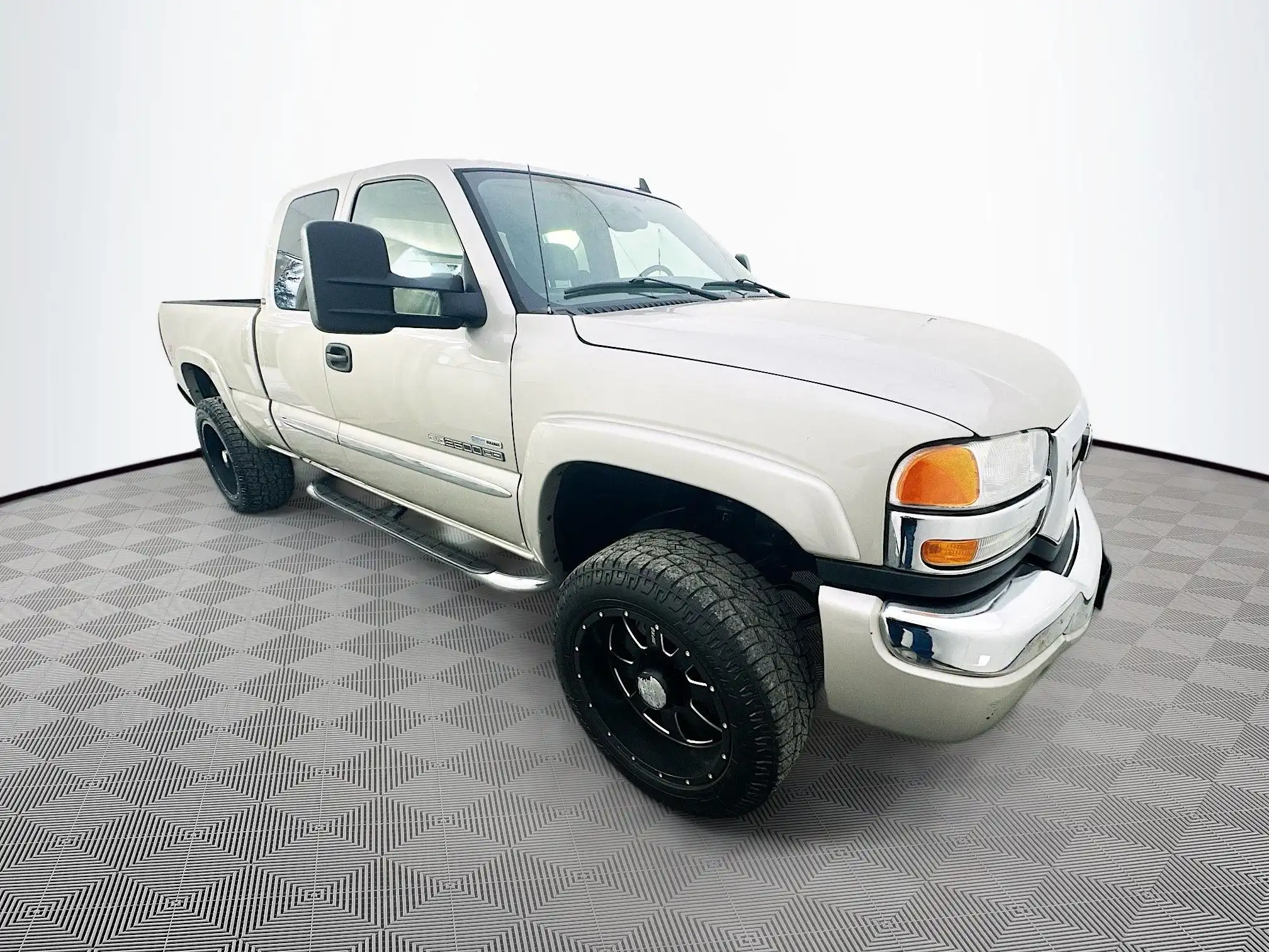 2007 GMC Sierra 4WD Extended Cab 8ft Work Truck's photo