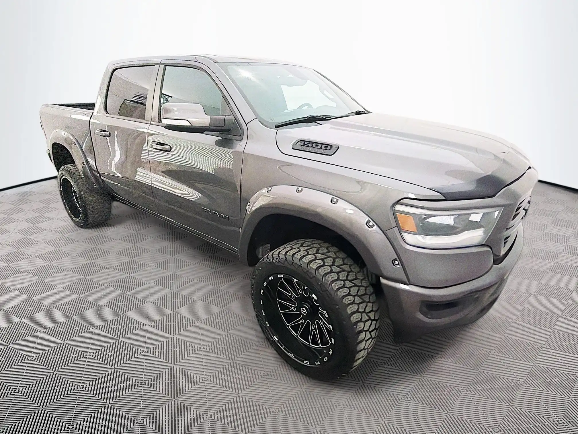2019 RAM 1500 Sport Crew Cab 4x4 5'7" Box's photo