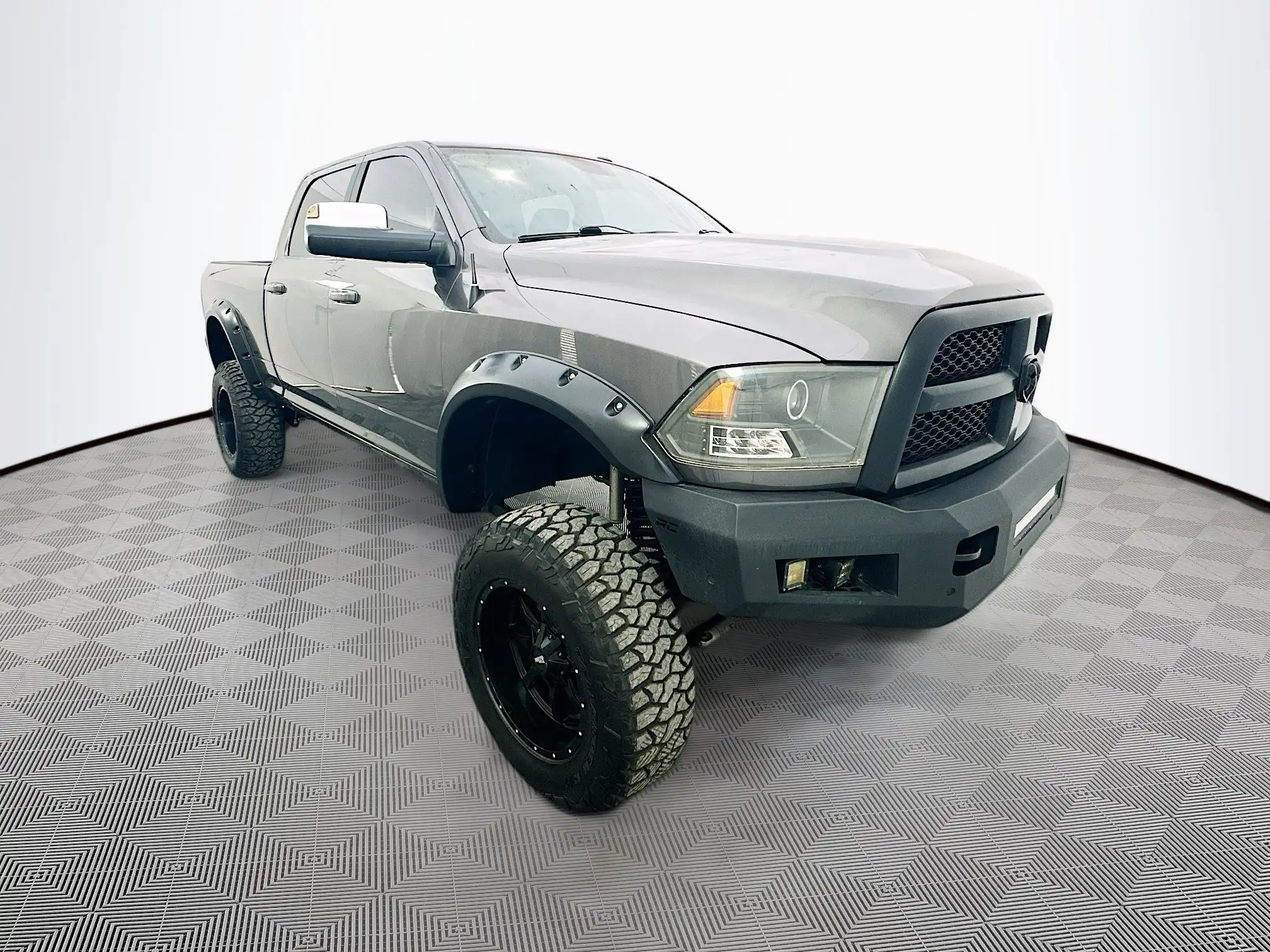 2017 RAM 2500 SLT 4X4 Crew Cab SWB's photo