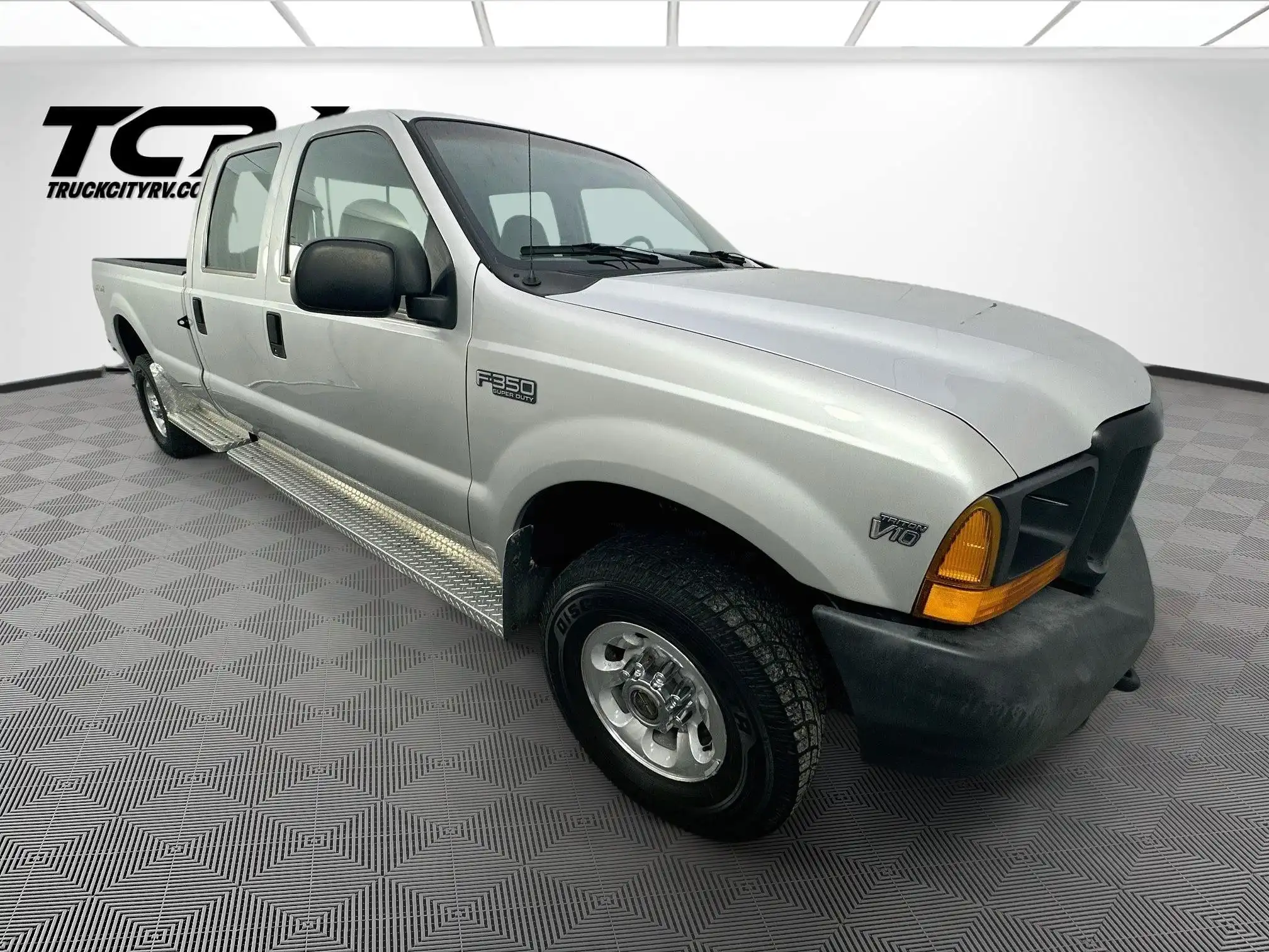 1999 Ford F-350 XL 4X4 CREW CAB SWB's photo