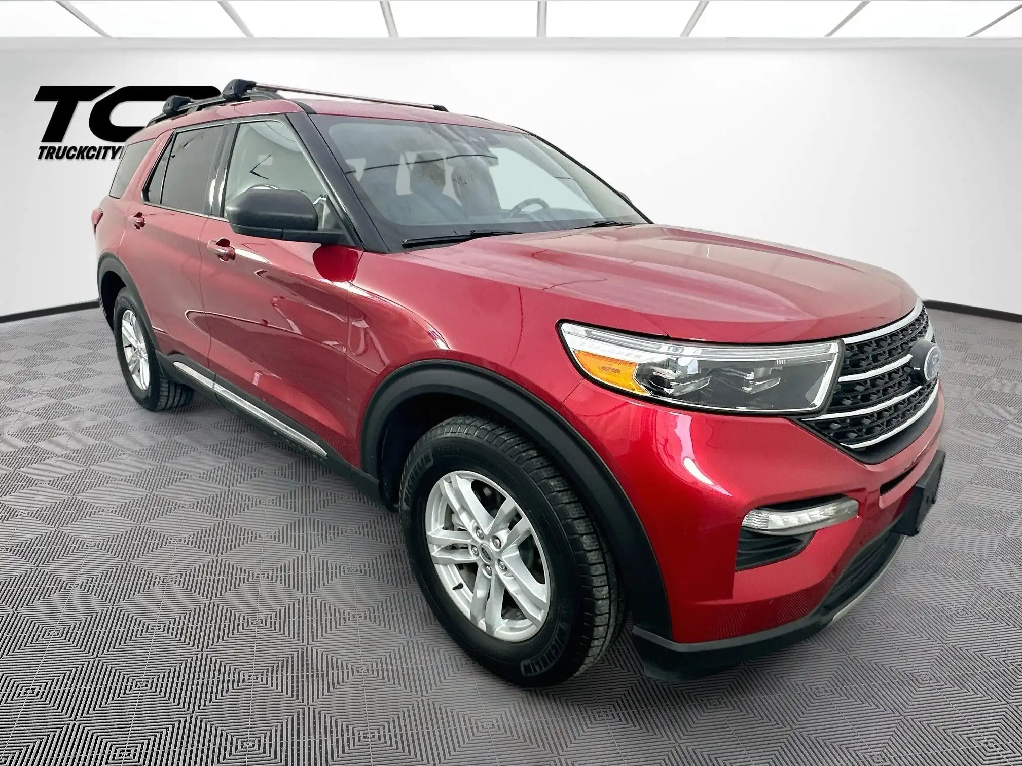 2020 Ford Explorer XLT 4WD's photo