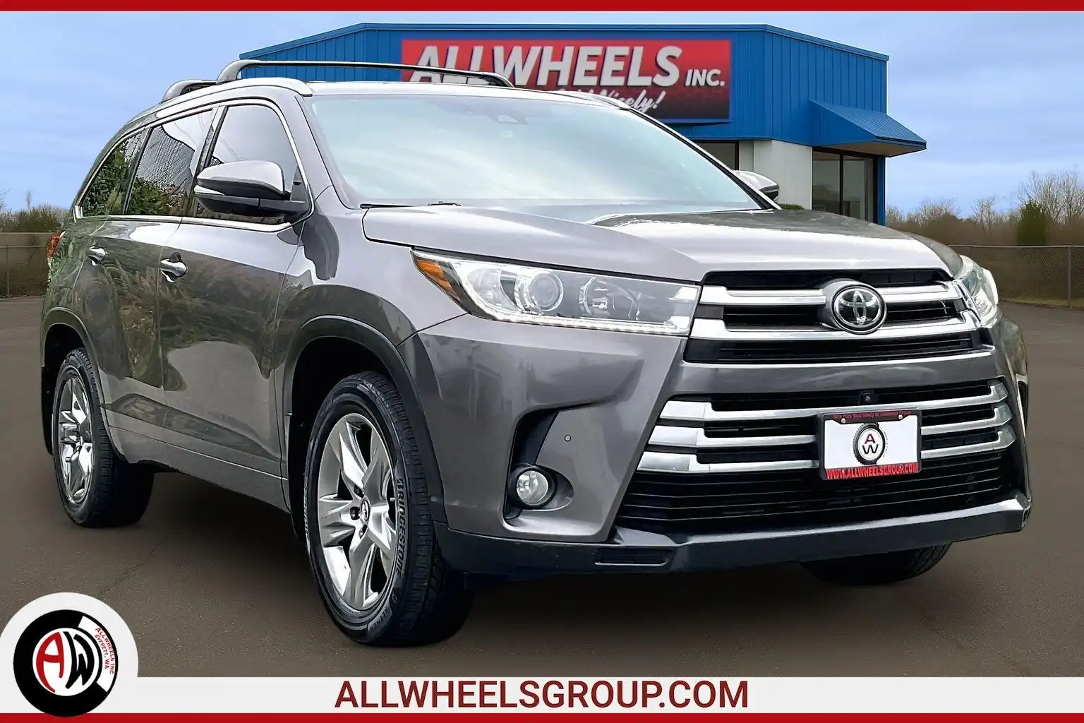 2017 Toyota Highlander Limited Platinum 4WD V6's photo