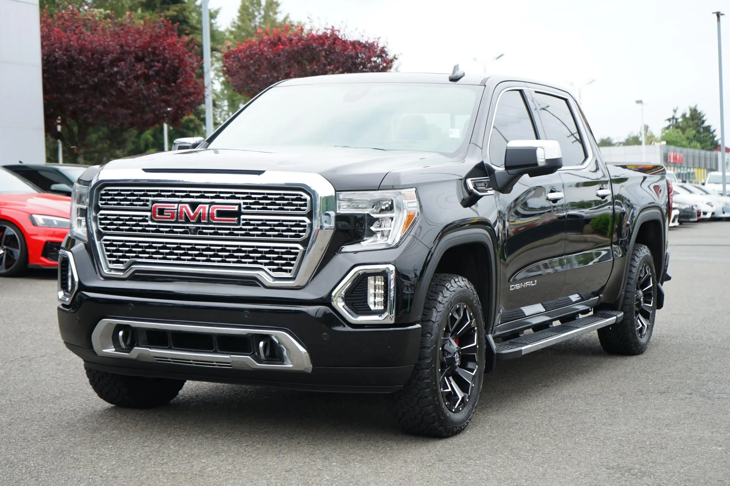 2020 GMC Sierra 4WD Crew Cab Short Box Denali's photo
