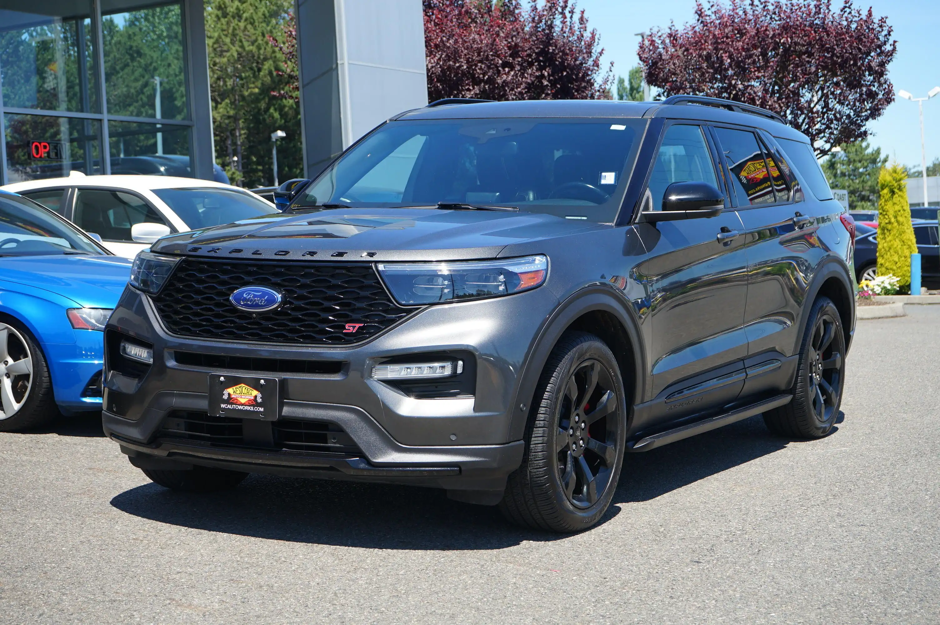 2020 Ford Explorer ST 4WD's photo