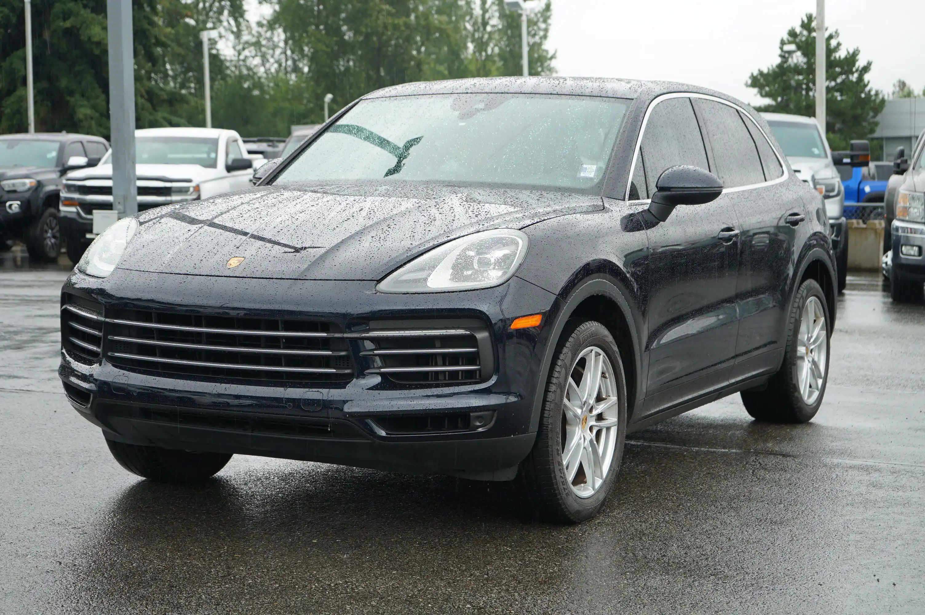 2021 Porsche Cayenne Base's photo