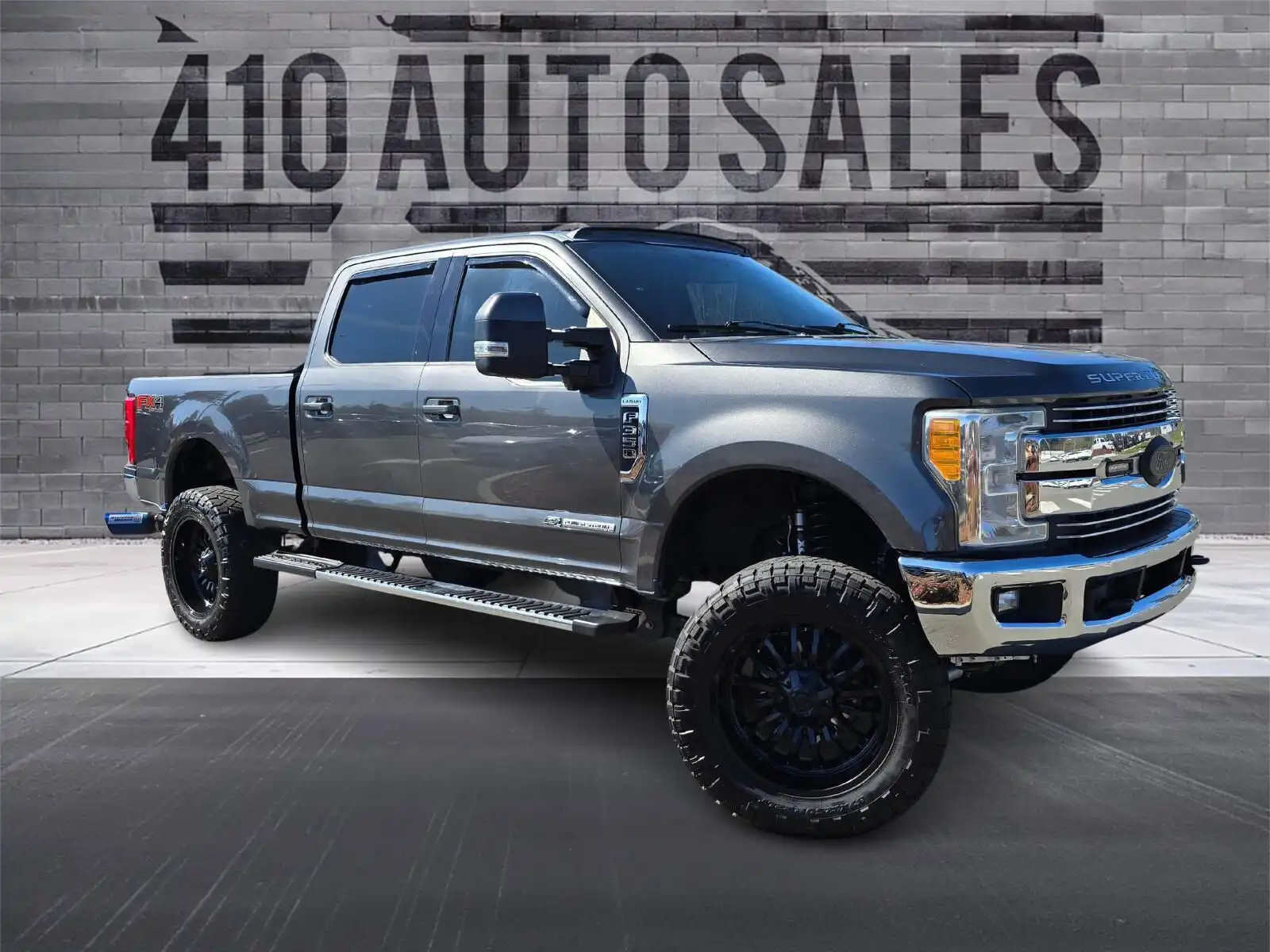 2017 Ford F-350 Lariat 4WD Crew Cab SRW 6-1/2' Box's photo