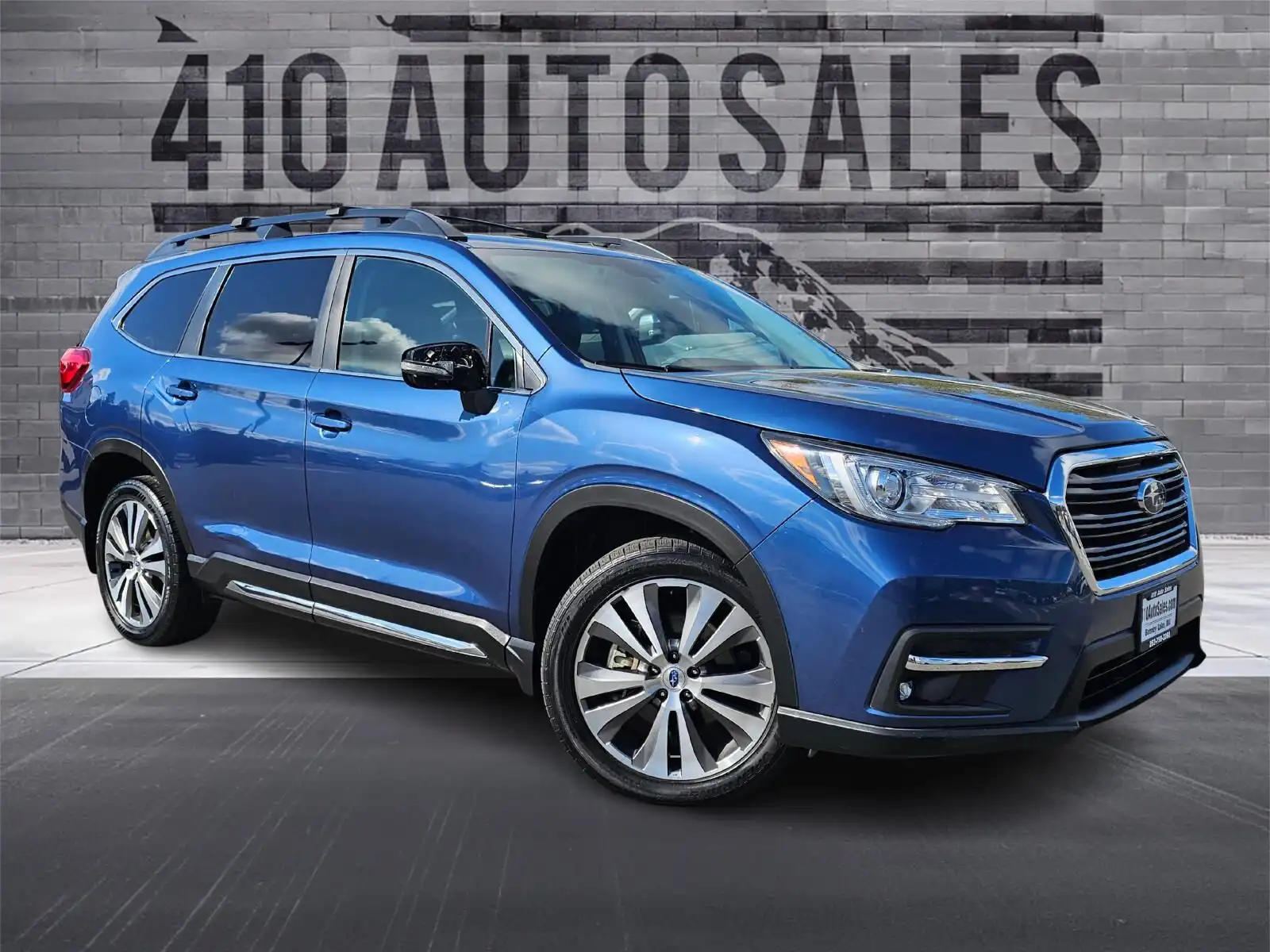 2020 Subaru Ascent Limited 8 Passenger's photo