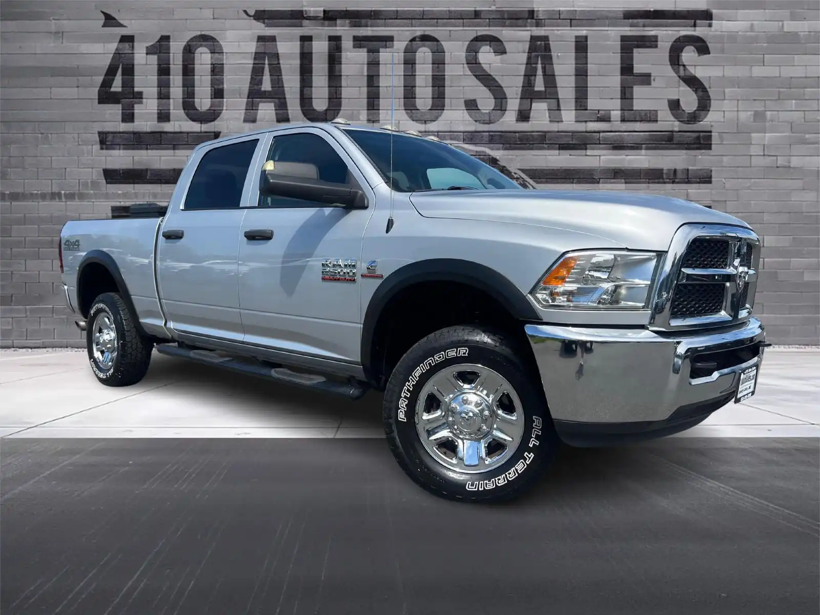 2017 RAM 2500 Tradesman 4X4 Crew Cab SWB's photo