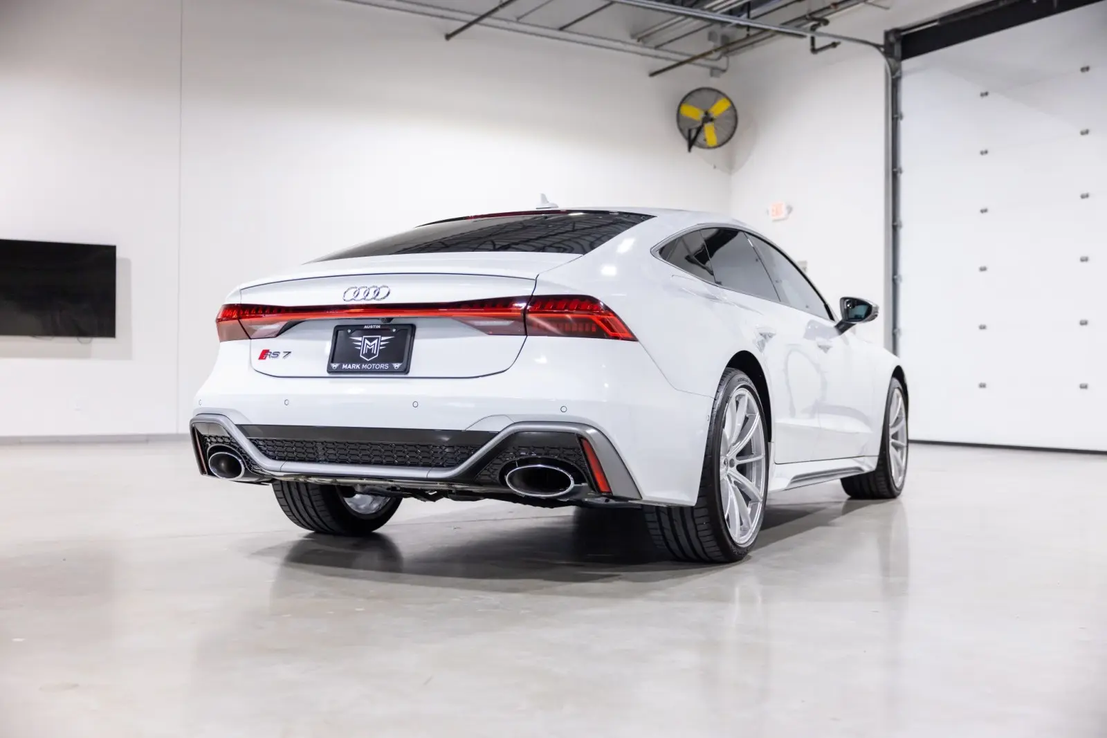 2025 Audi RS7 Performance photo 4