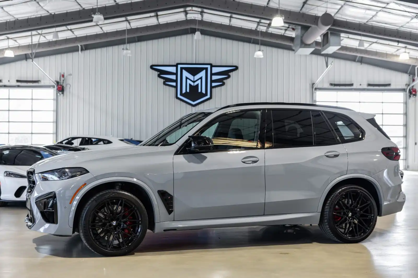 2025 BMW X5 M Competition's photo