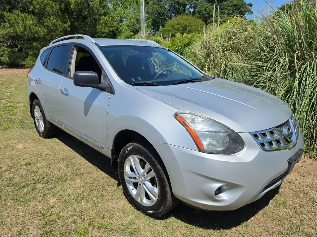 2015 Nissan Rogue Select S AWD's photo