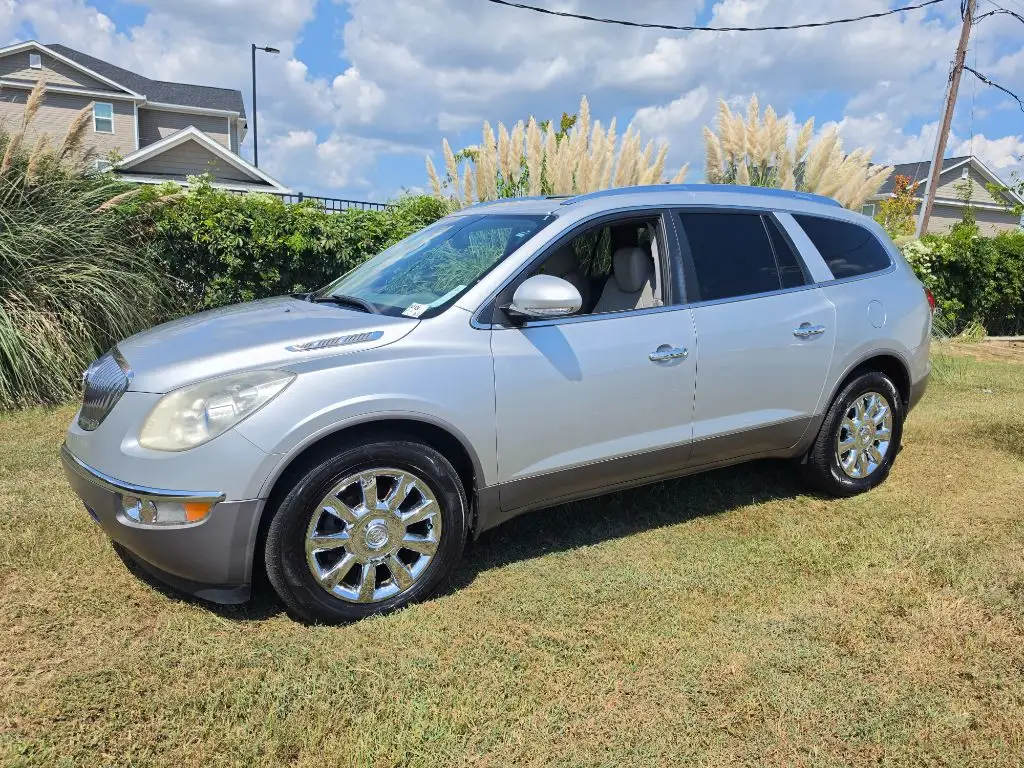 2012 Buick Enclave Leather photo 1