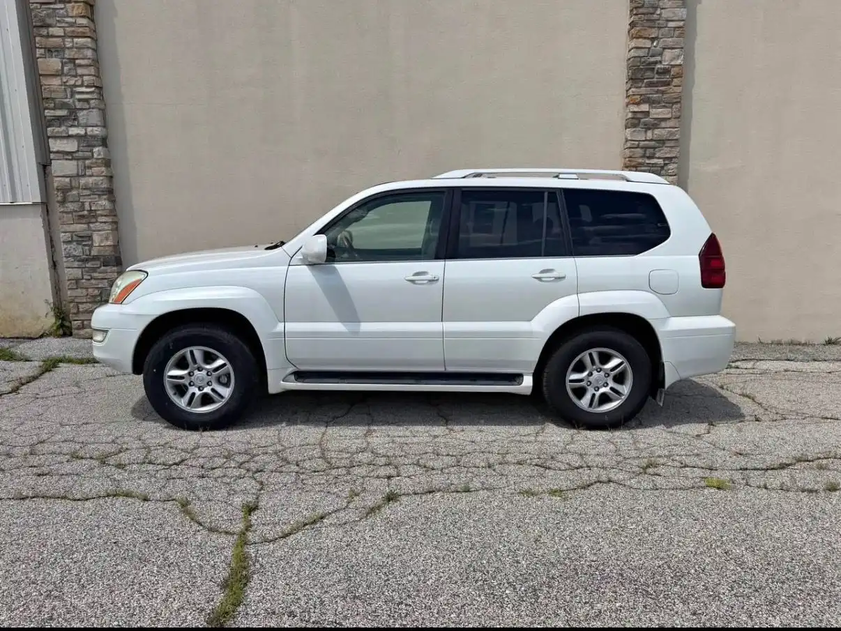 2004 Lexus GX 460 470's photo