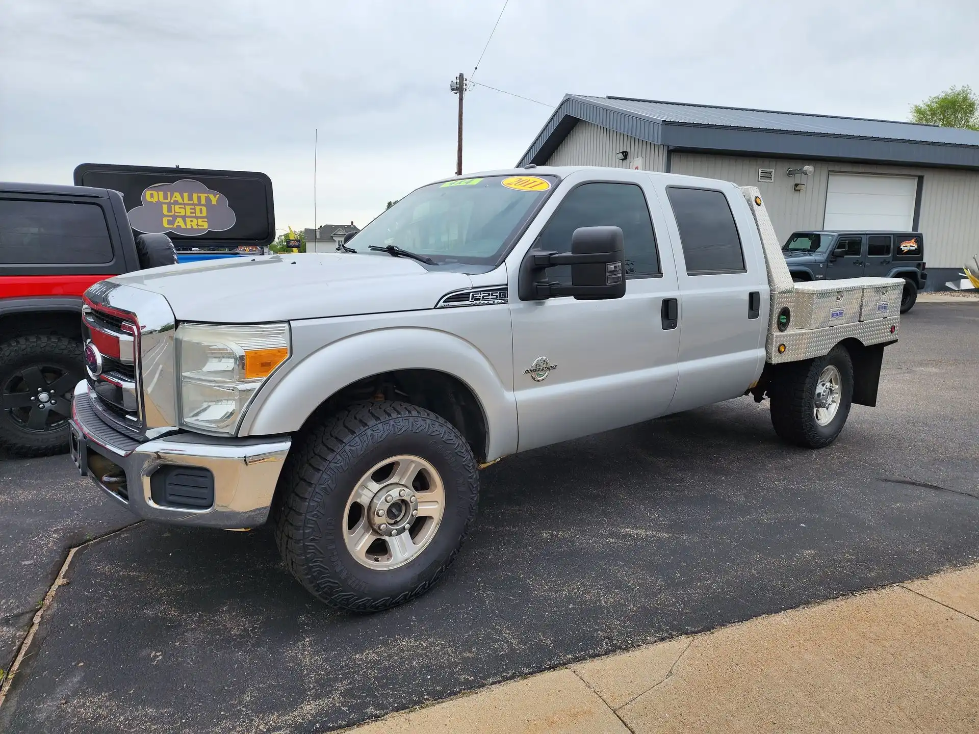 2011 Ford F-250 XLT 4x4 Crew Cab 172 in's photo