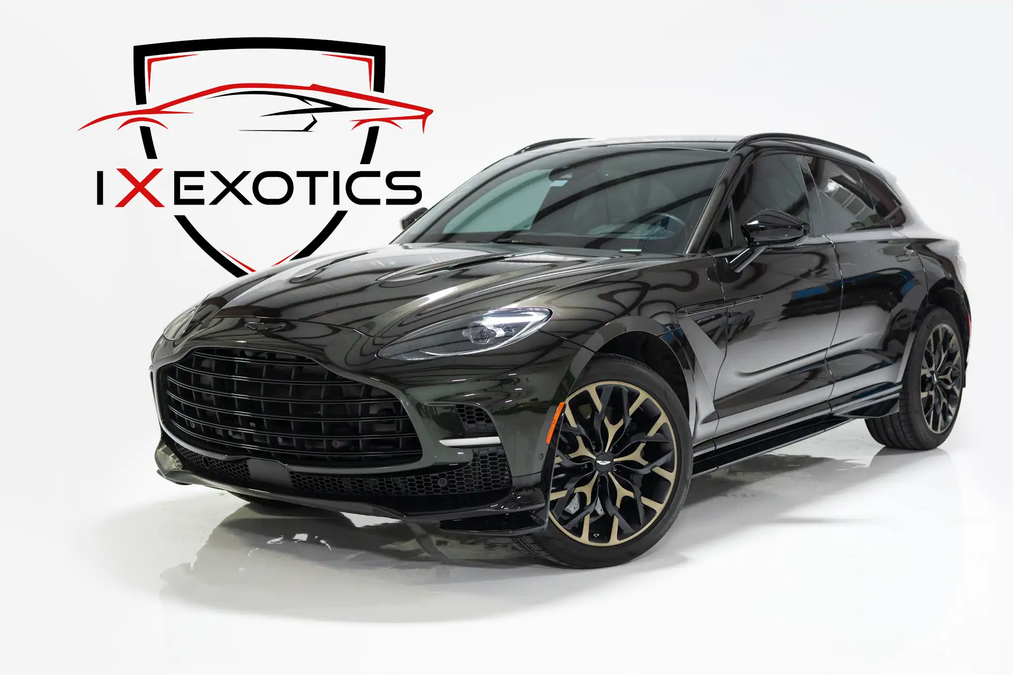 2023 Aston Martin DBX 4.0 V8 707 AWD's photo