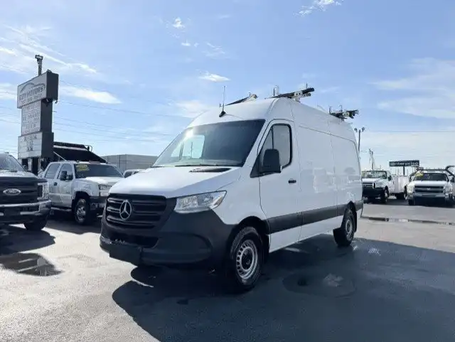 2019 Mercedes-Benz Sprinter 3500 144 WB High Roof's photo