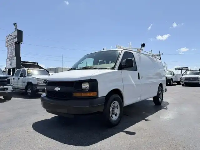 2009 Chevrolet Express Work Van HD 2500's photo