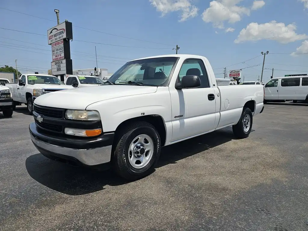 2002 Chevrolet Silverado 1500 LS Regular Cab SWB's photo