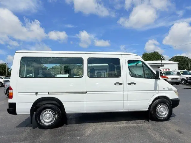 2003 Dodge Sprinter 2500 Super High Ceiling 140" W.B. photo 5