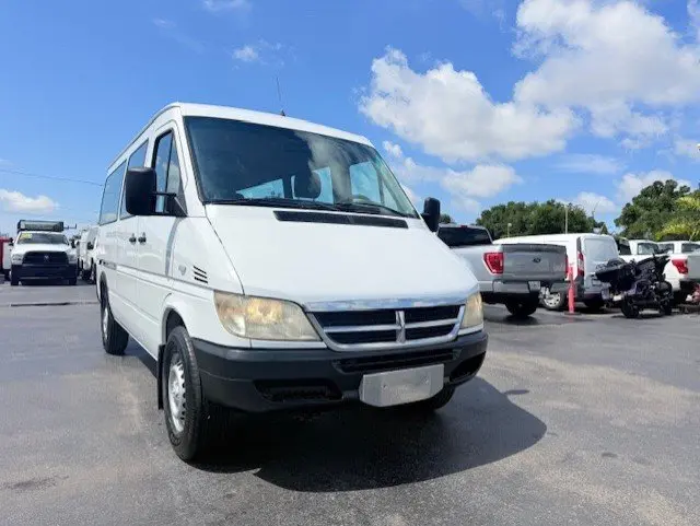 2003 Dodge Sprinter 2500 Super High Ceiling 140" W.B. photo 4