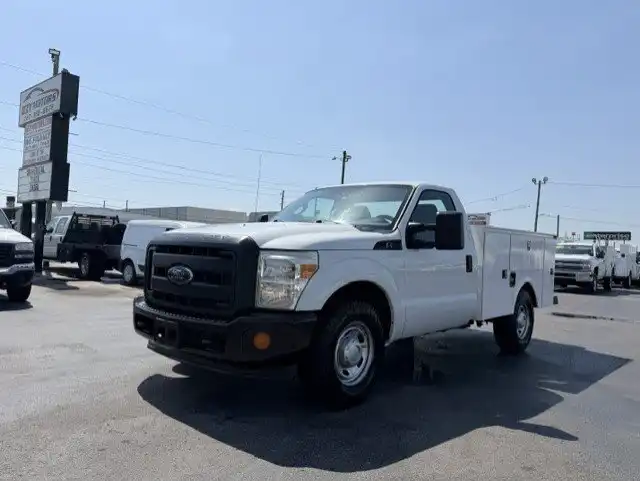 2014 Ford F-250 XL Regular Cab's photo