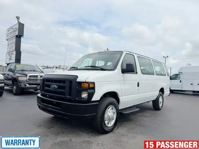 2008 Ford E-Series E-350 XLT Super Duty Extended's photo