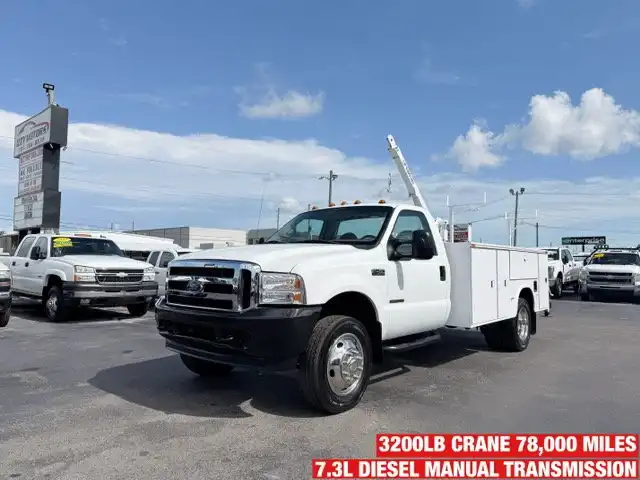 2002 Ford F-450 XL 450's photo