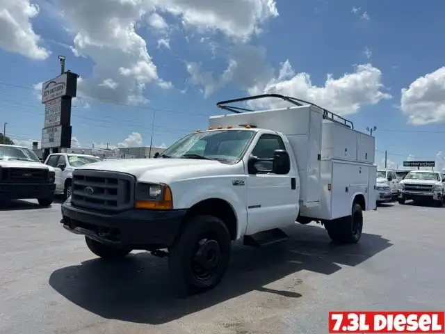 2000 Ford F-450's photo