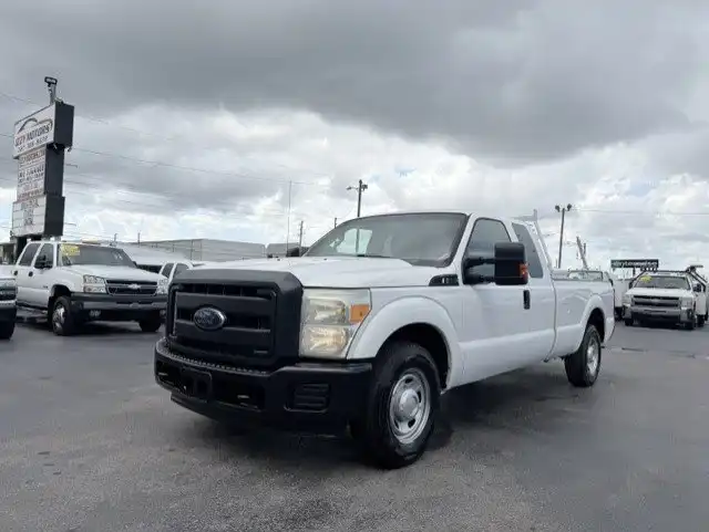 2013 Ford F-250 XL SuperCab 158 in's photo