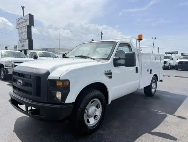 2008 Ford F-350 XL Regular Cab SRW's photo