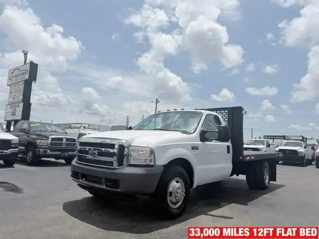2003 Ford F-350 XLT Regular Cab DRW's photo