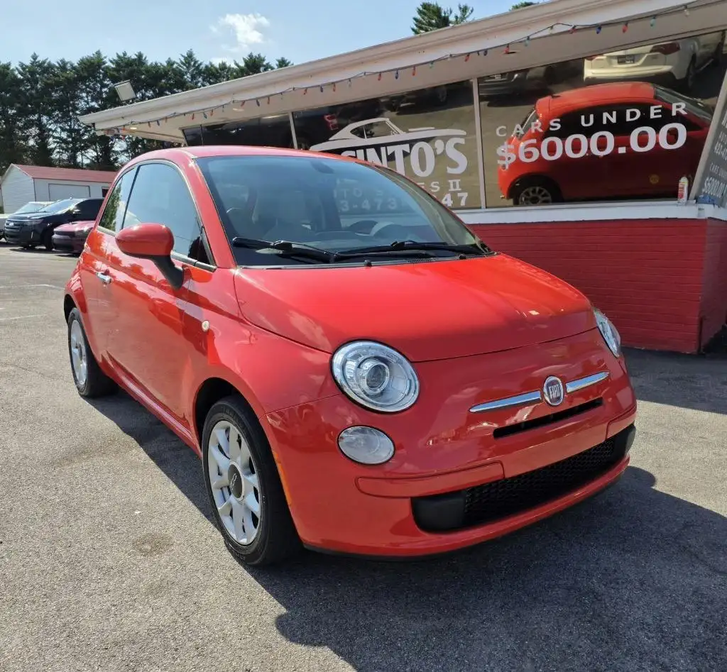 2017 FIAT 500 Pop's photo