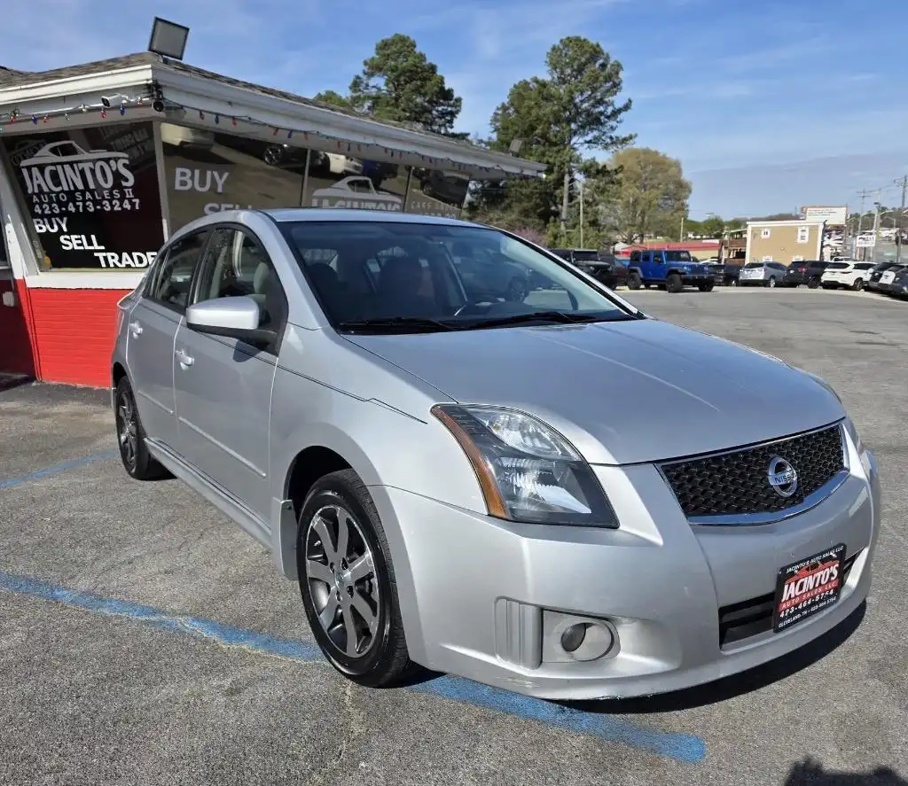 2012 Nissan Sentra 2.0 SR CVT's photo
