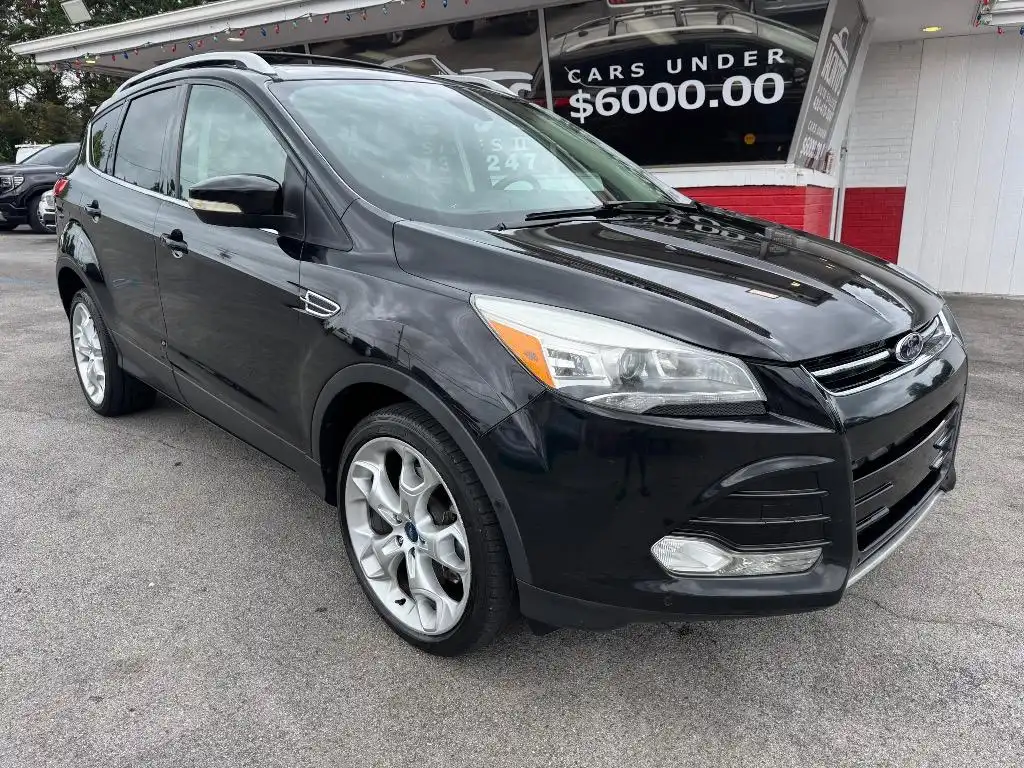 2013 Ford Escape Titanium's photo