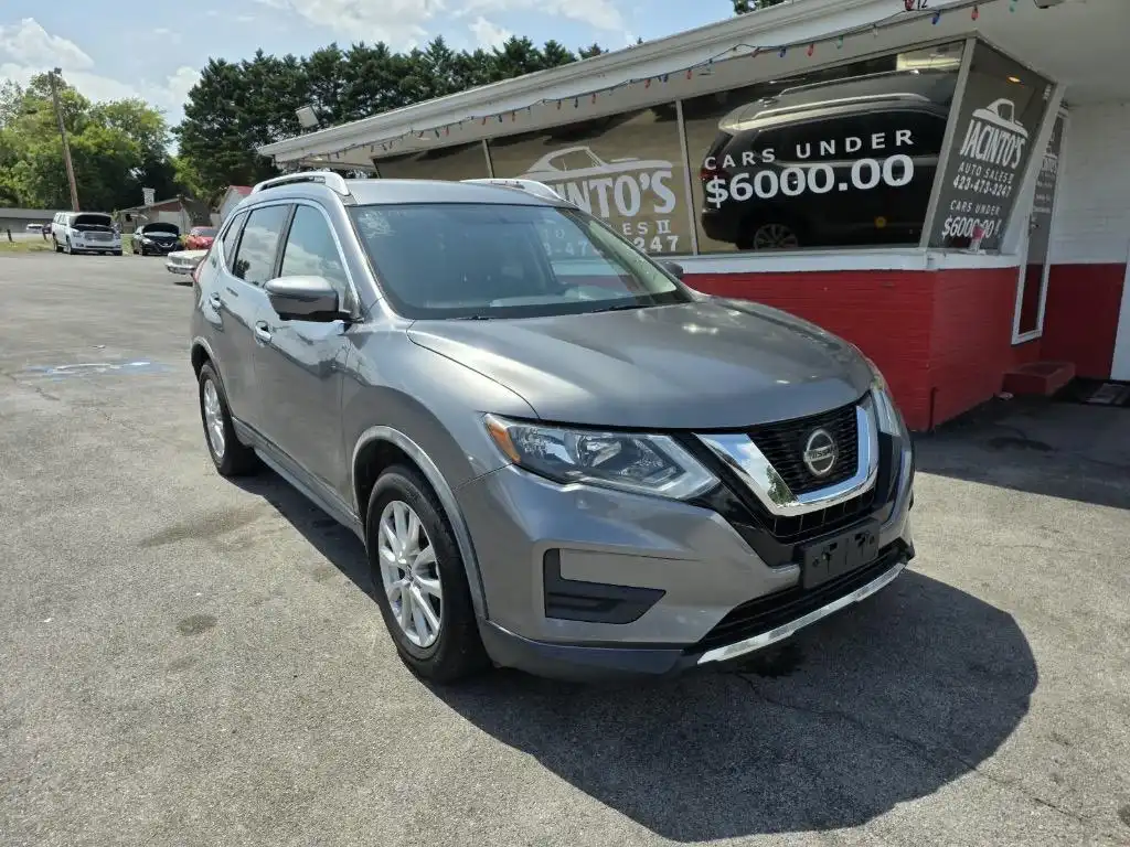 2018 Nissan Rogue SV FWD's photo