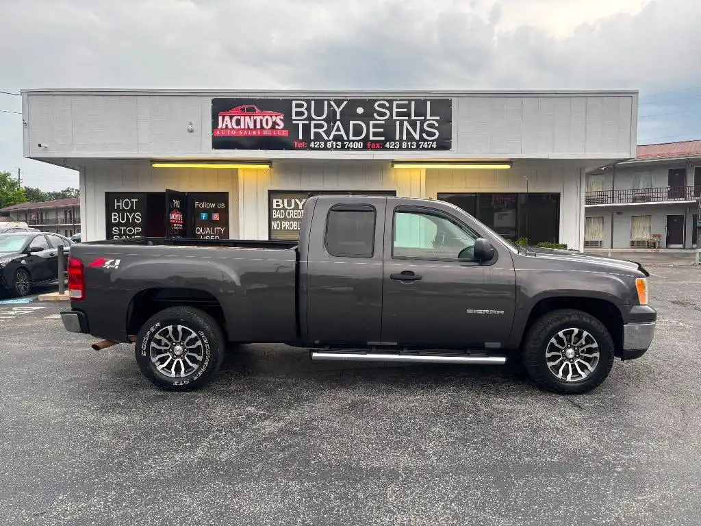 2011 GMC Sierra 4WD Extended Cab SLE MWB's photo