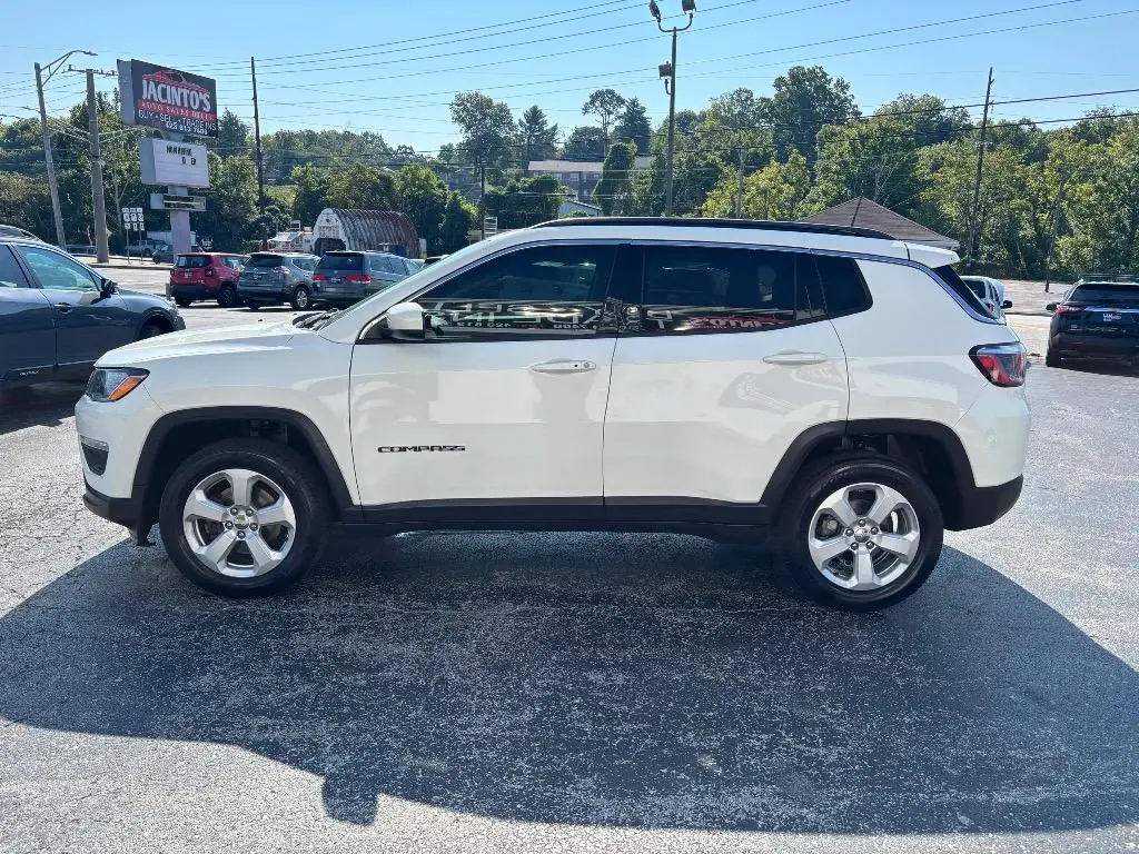 2018 Jeep Compass Latitude 4WD photo 4