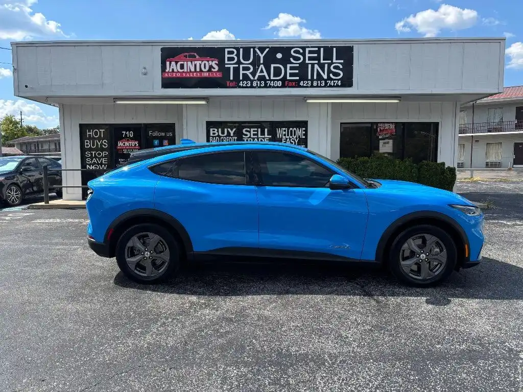 2022 Ford Mustang-Mach-e Select's photo