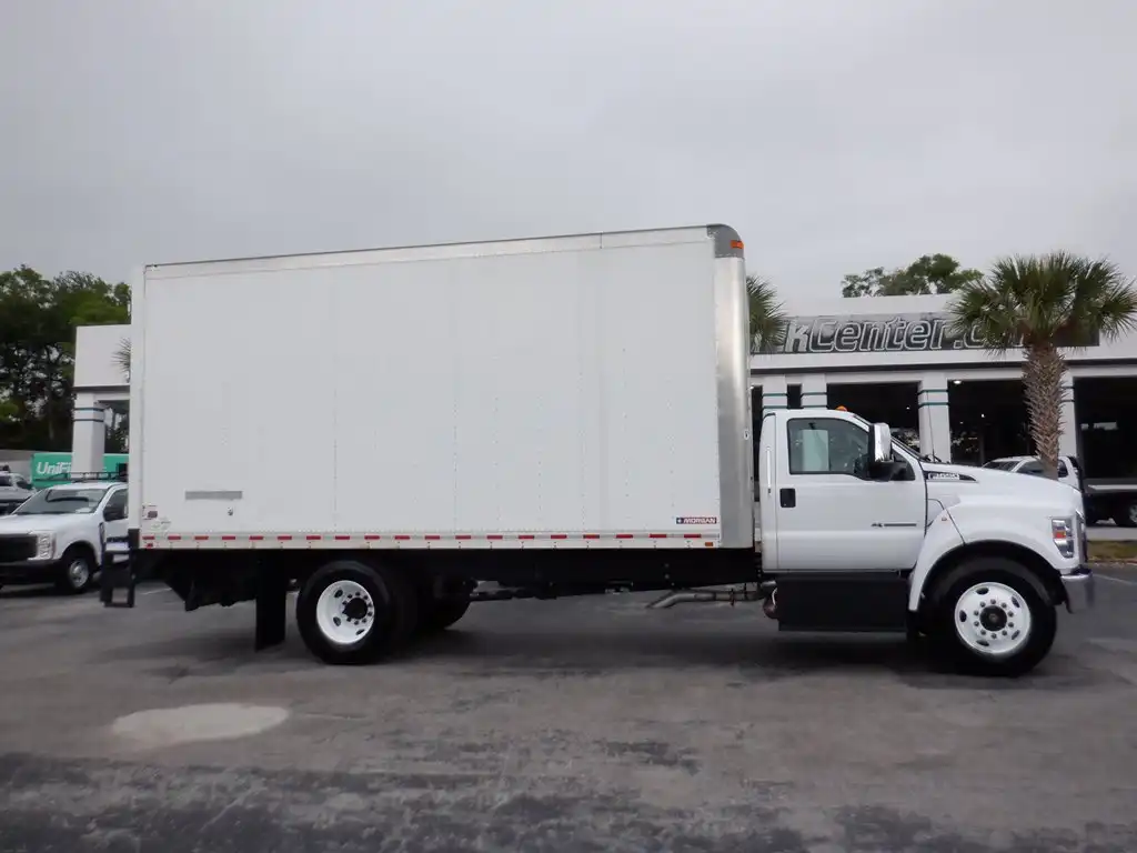 2022 Ford F-650's photo
