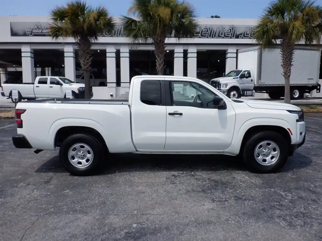 2024 Nissan Frontier S King Cab 4X2's photo
