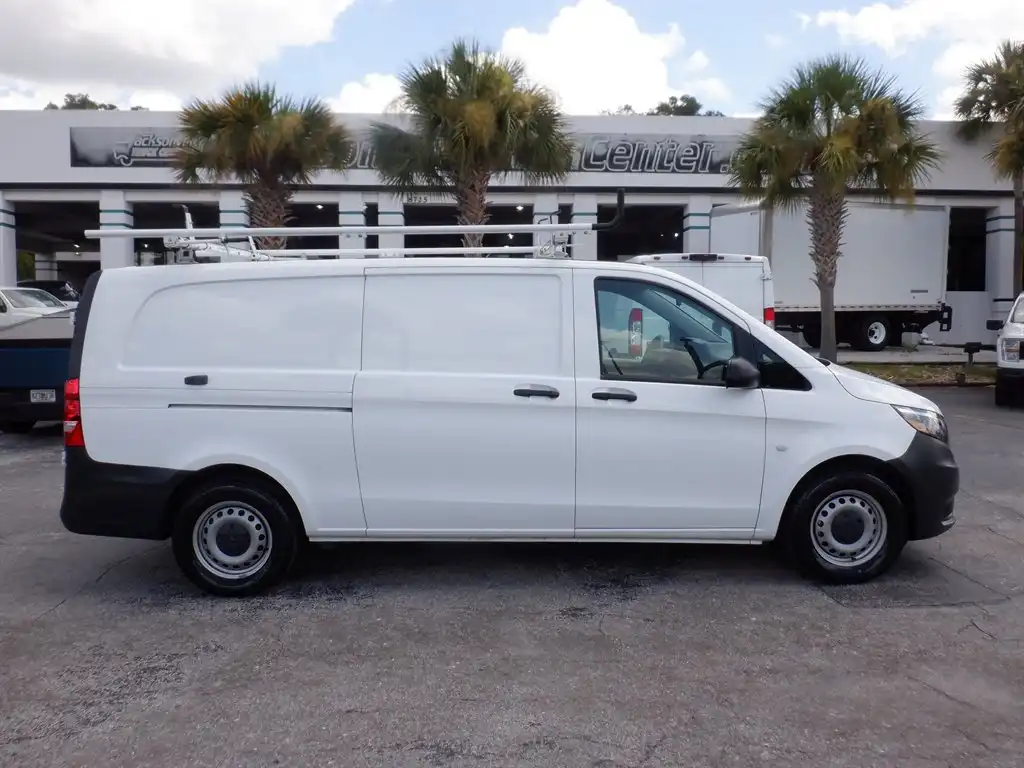 2023 Mercedes-Benz Metris 135" WB Cargo's photo