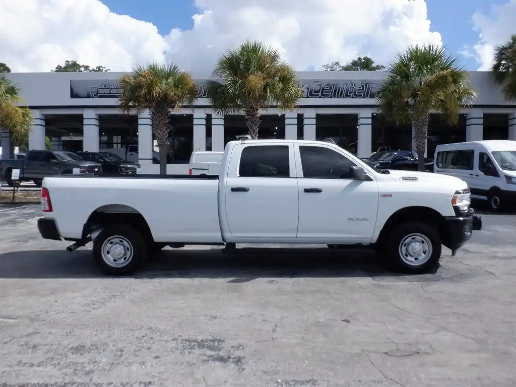 2022 RAM 2500 Tradesman 4WD Crew Cab LWB's photo