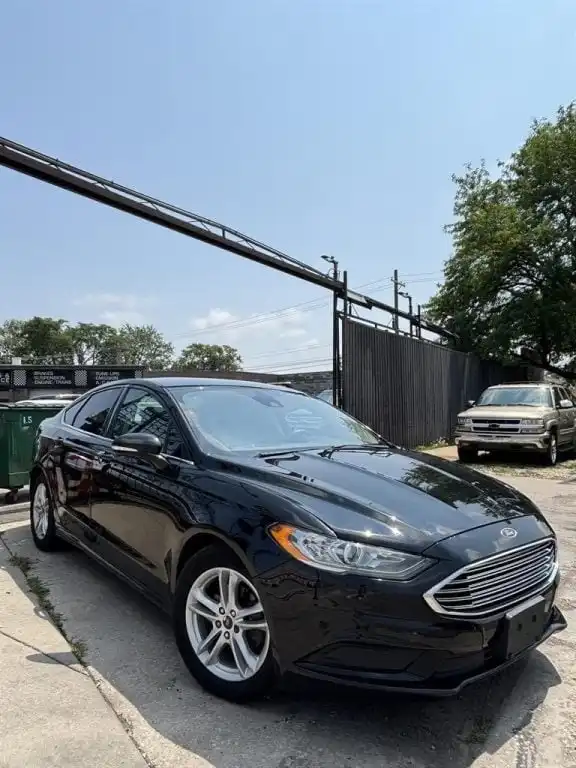 2018 Ford Fusion SE FWD's photo