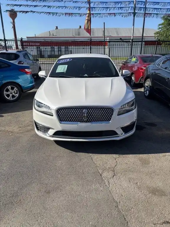 2018 Lincoln MKZ Base/Premiere FWD's photo