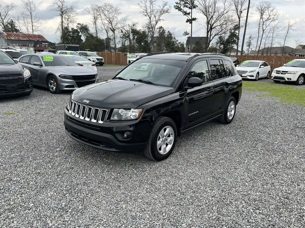 2017 Jeep Compass Sport's photo